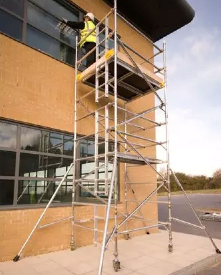 aluminium scaffolding installation
